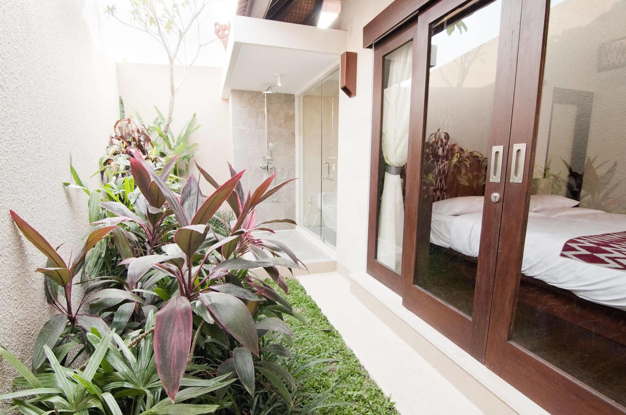 Villa Puspa Tanah Lot Eksteriør bilde